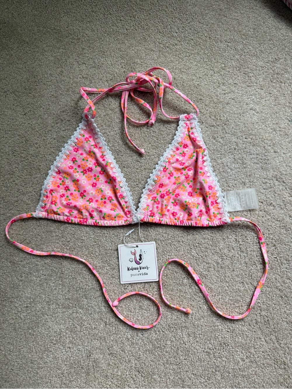 Kulani Kinis x Pura Vida Pink Floral Triangle Bikini Top